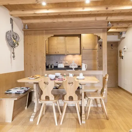 Casa Ladinia 아파트